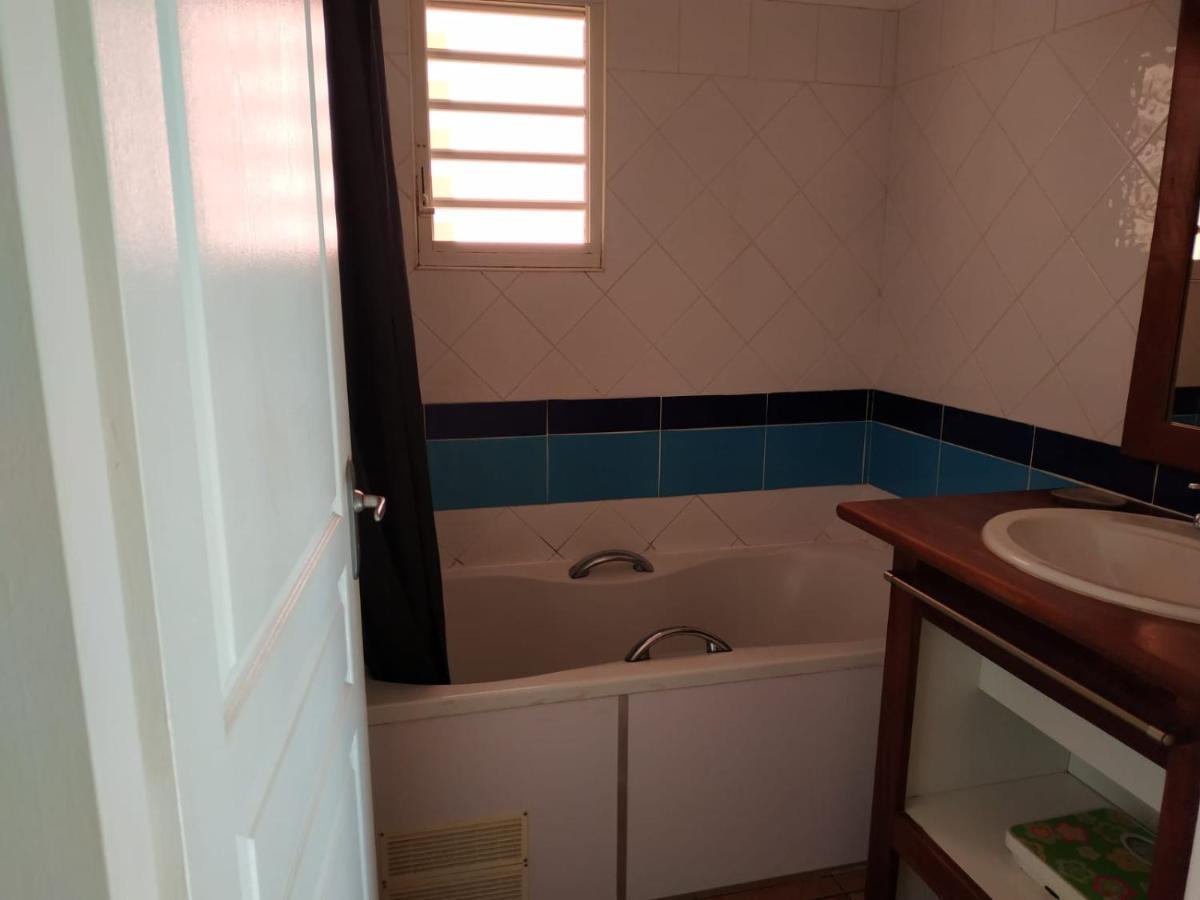 Appartement Edenoa/Vue Mer/ Plage/Piscine Le Gosier  Eksteriør bilde